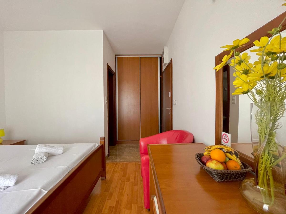 Ns Velji Vinogradi Couette-café